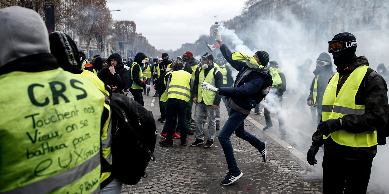 Gilets-jaunes-pres-de-2.000-interpellations-samedi-en-France-1280x640.jpg