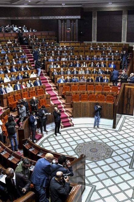 State and Regions: Territorial contracting without guarantees