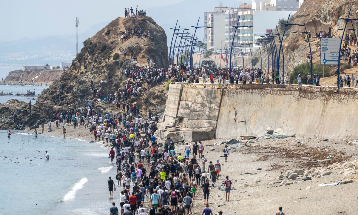 The Humanitarian Dimension of Moroccan Migration Policy: Balancing African and European Interests in Migration Management